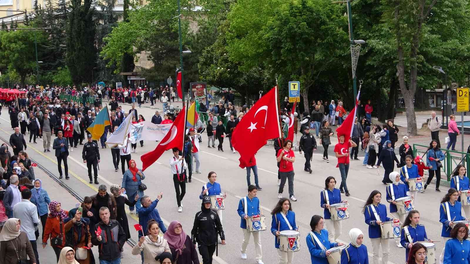 Bursa’da 19 Mayıs coşkuyla kutlandı