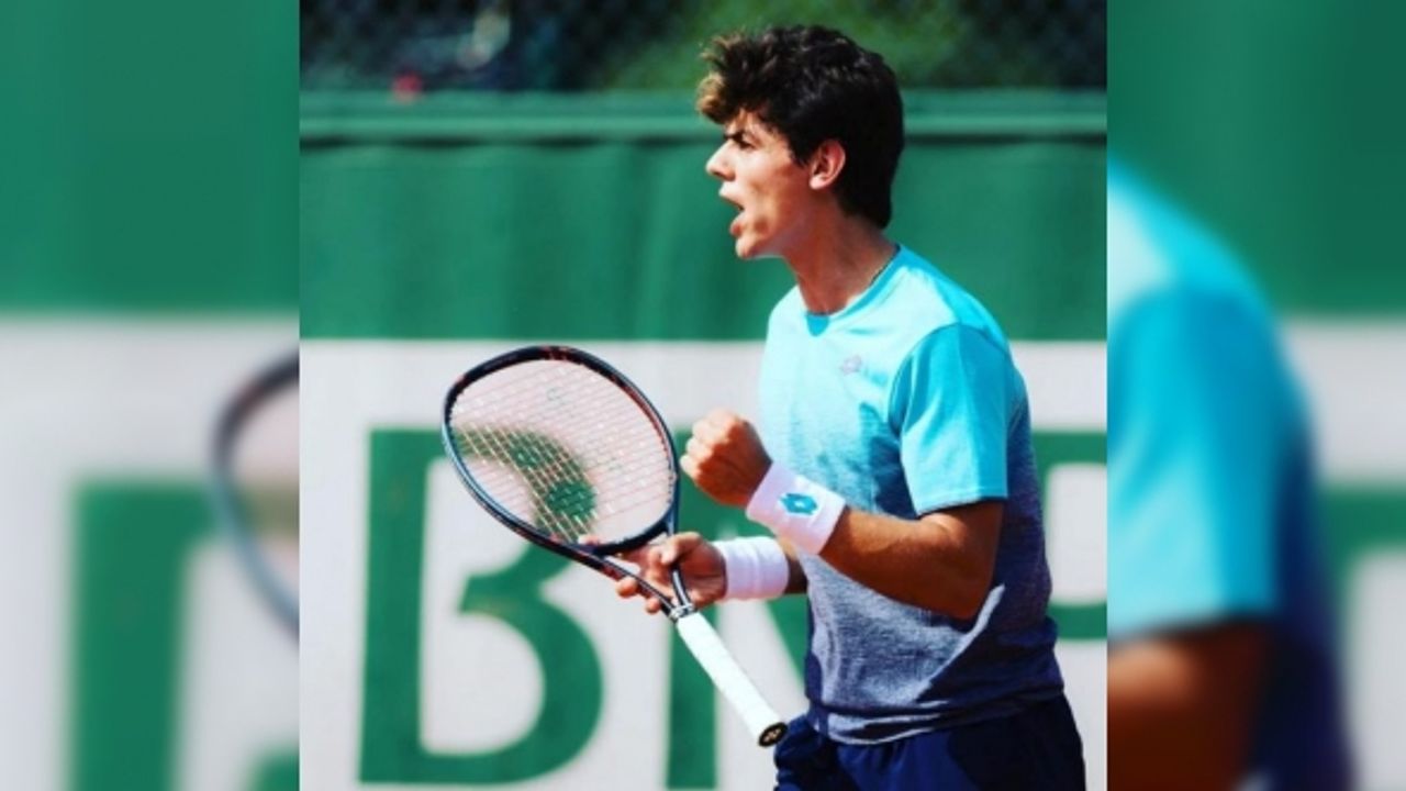 Milli tenisçi Yankı Erel ilk şampiyonluğuna Rusya'da ulaştı