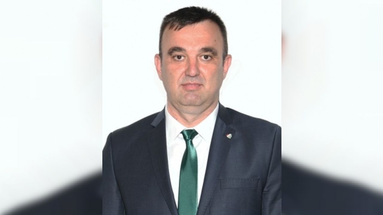 Bursaspor Kulübü’nde iki yönetim kurulu üyesi istifa etti