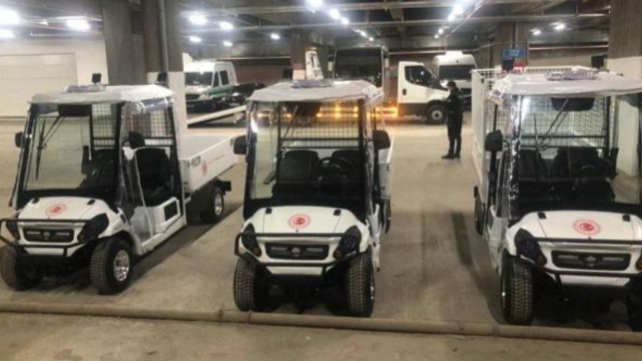 TBMM'de yerli elektrikli mini kamyonetler kullanılmaya başlandı