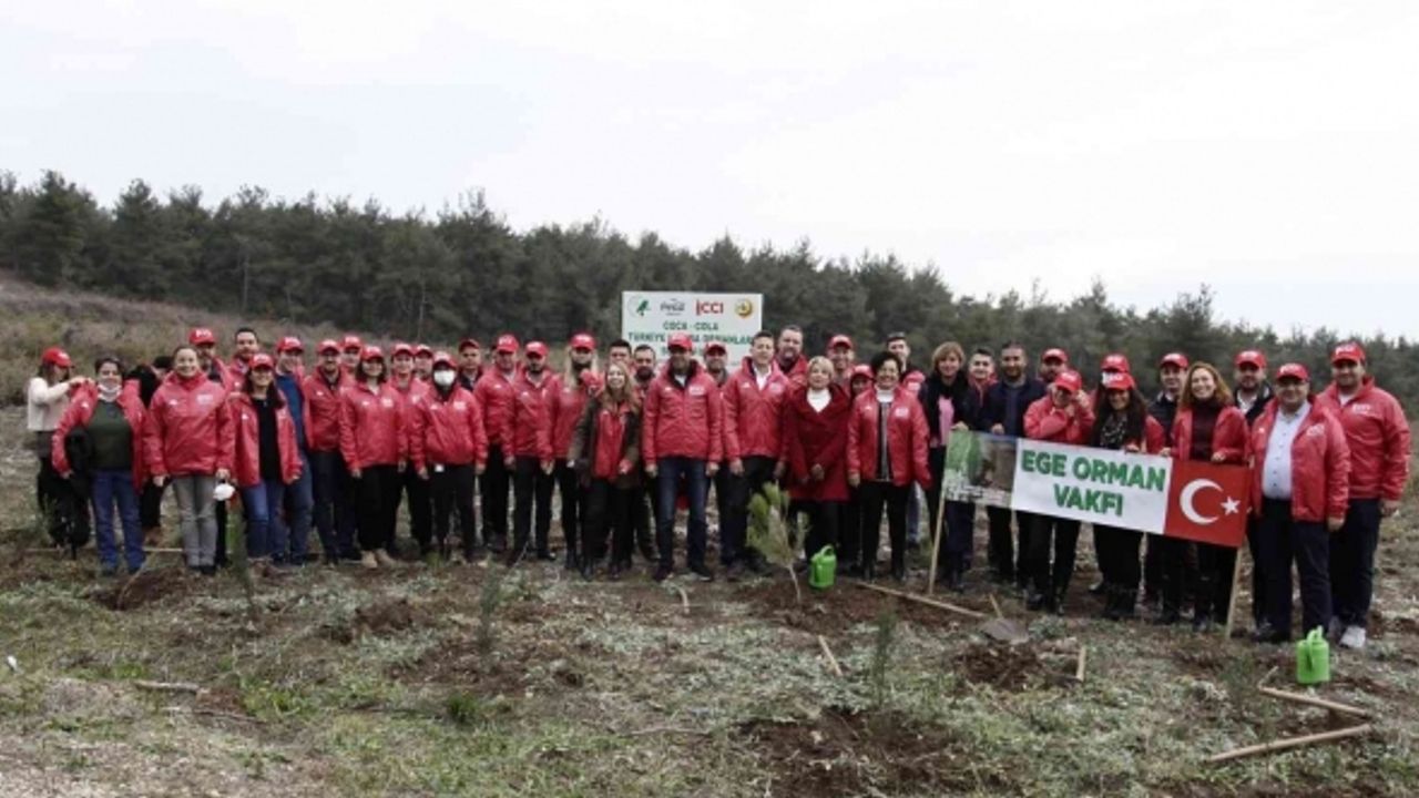 Coca-Cola Hatıra Ormanları’nda Fidan dikimi