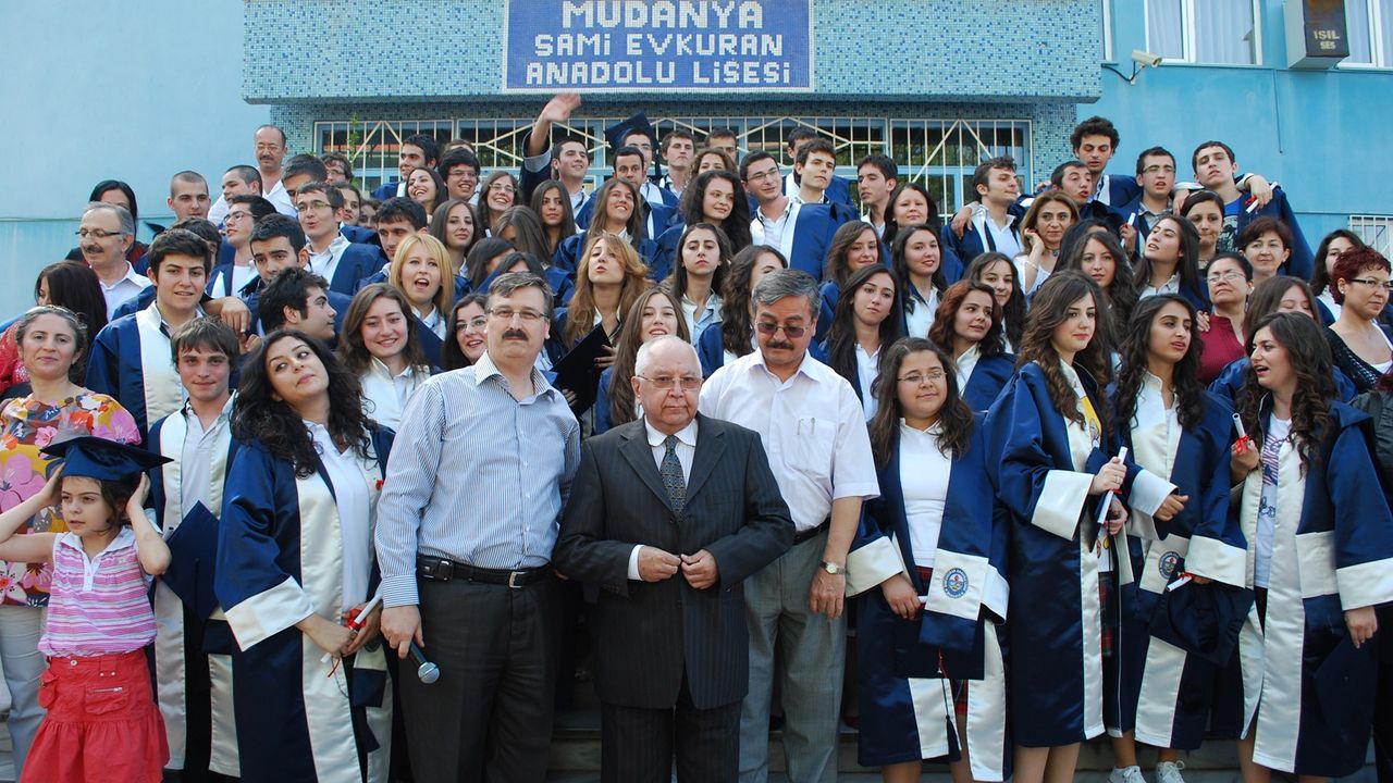 Sami Evkuran Anadolu Lisesi’ni yaptıran iş adamı Ali Sami Evkuran vefat etti