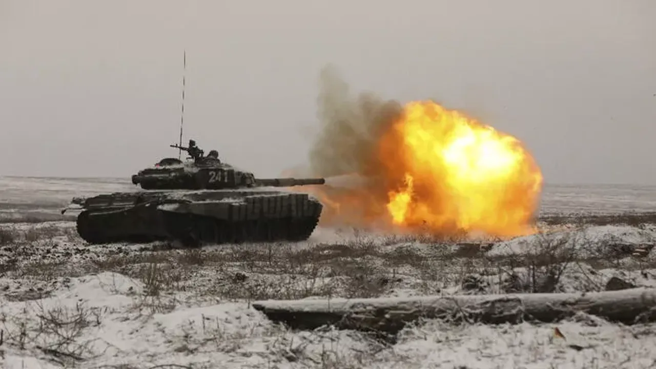 Rusya, Ukrayna yakınlarında askeri tatbikatlara başladı