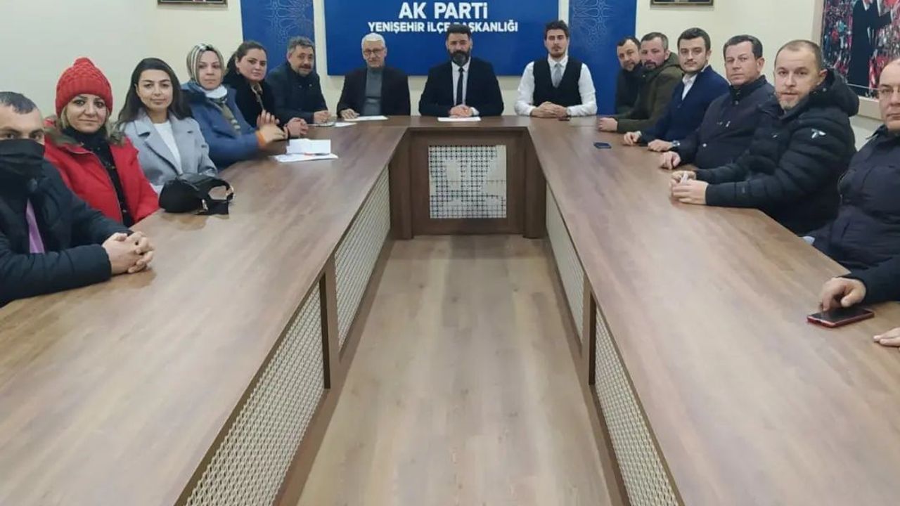 AK Parti Bursa Yenişehir ilçe Başkanlığı tam kadro sahada