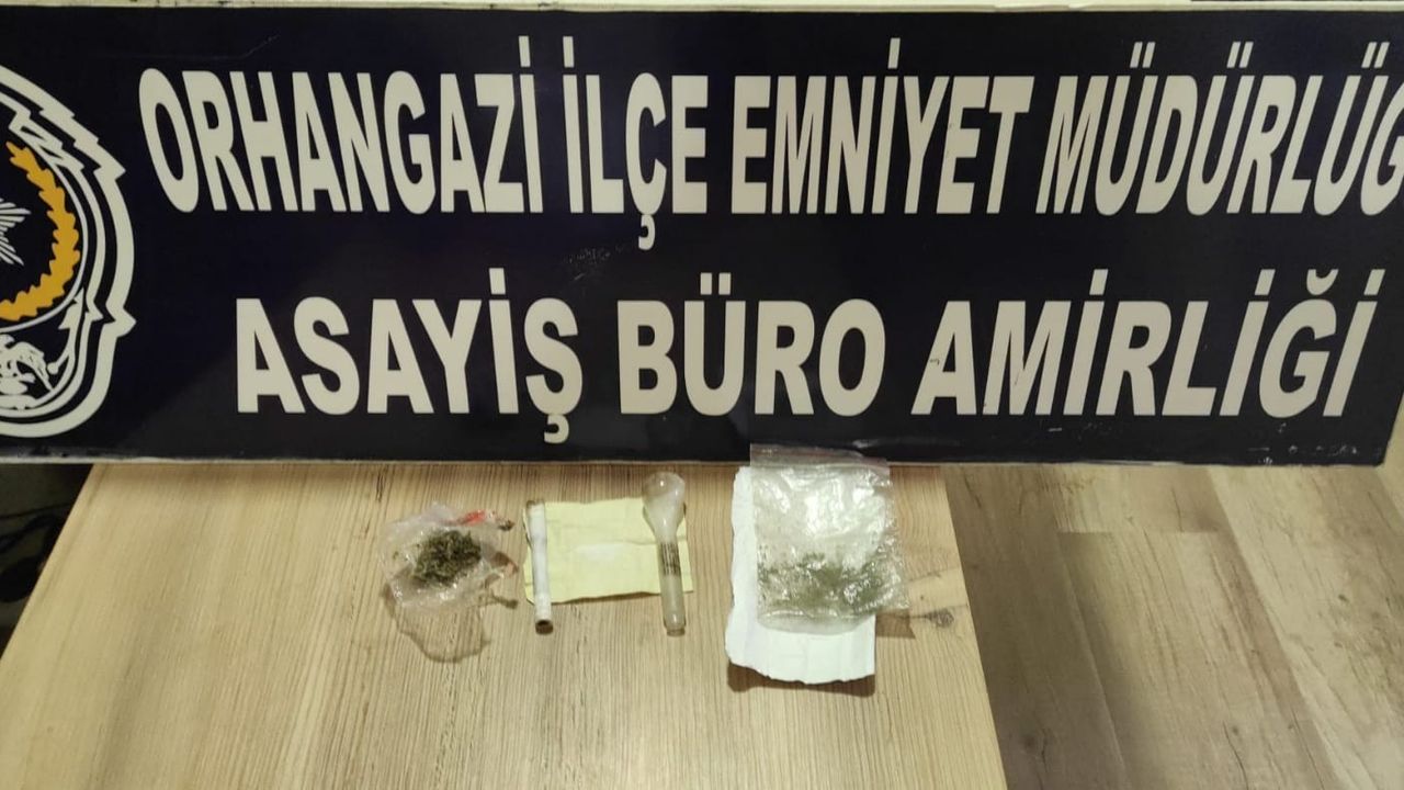 Orhangazi'de uyuşturucu tacirlerine tutuklama
