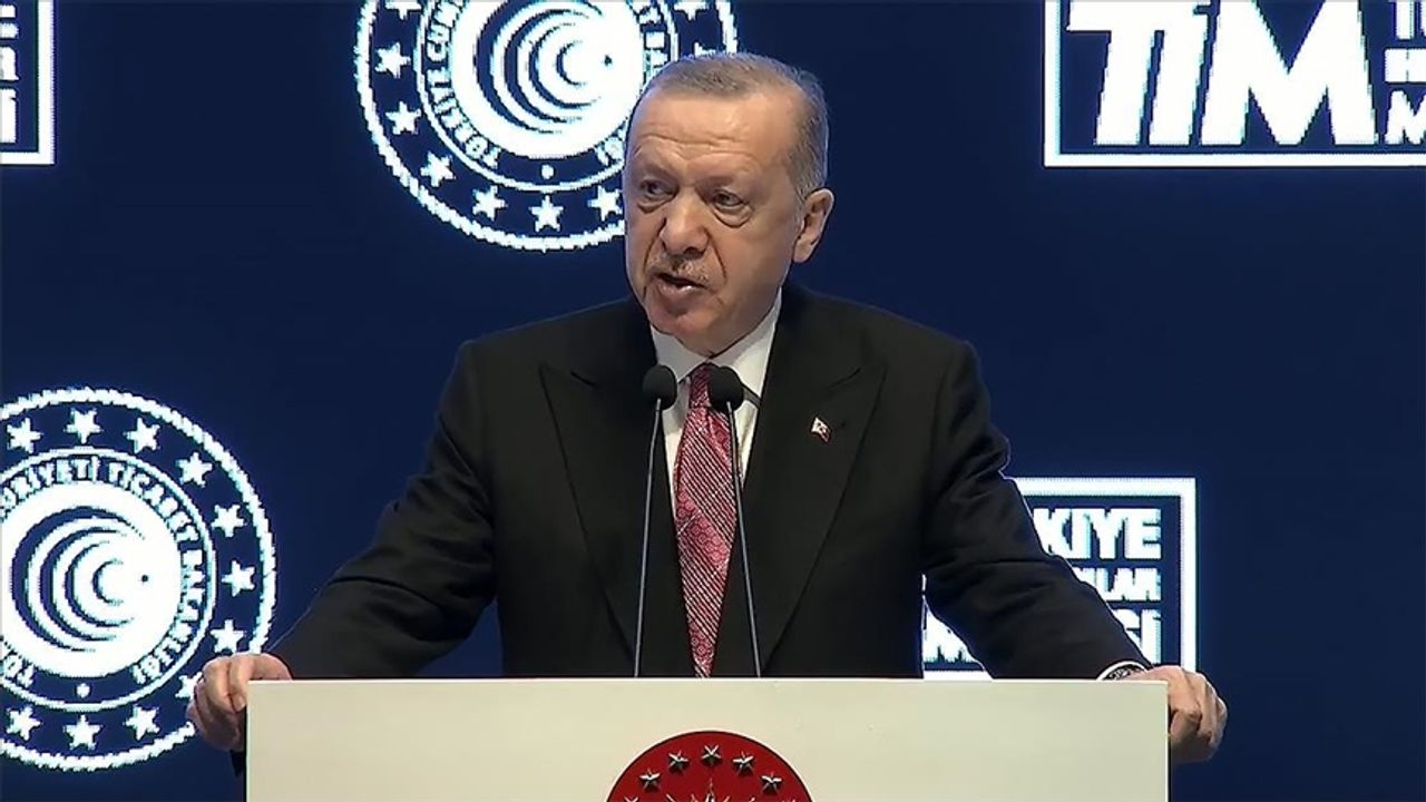 Cumhurbaşkanı Erdoğan Türkiye'nin 2021 ihracatı rakamlarını açıkladı