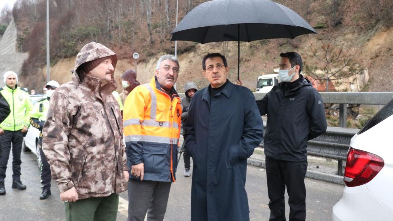 Heyelandan kapanan Bolu Dağı Tüneli’nin yarın açılması planlanıyor
