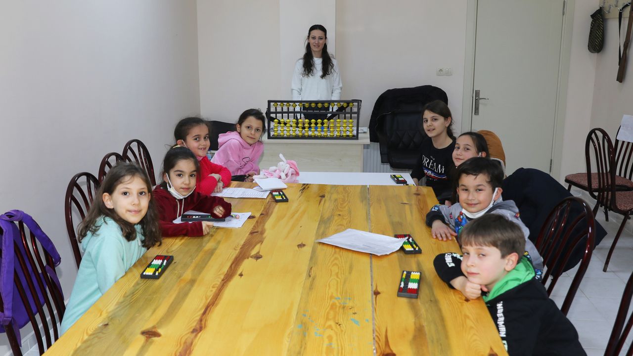 Mudanya Belediyesi'nden çocuklara Mental Aritmetik Atölyesi