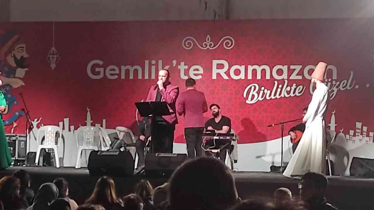Gemlik’te Ramazan Sokağında, dün akşam Grup Anka rüzgarı esti!