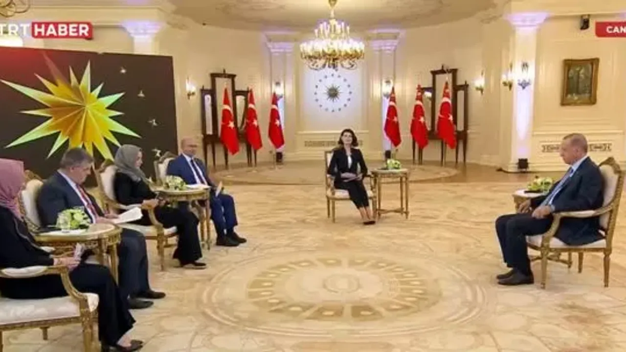 Cumhurbaşkanı Erdoğan canlı yayında açıklamalarda bulundu