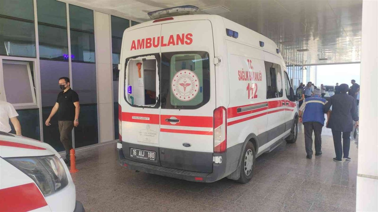 Bursa'da sağlık ekibine saldırı!