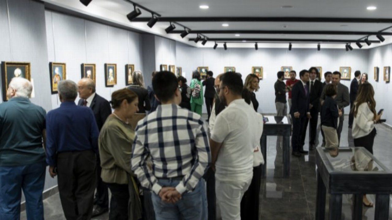 “Bu Cihan’ın Sultanları” sergisi Ankara'da ilgi görüyor