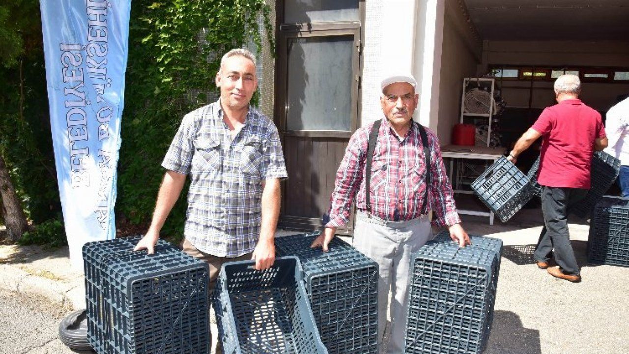 Manisa Salihli'deki üreticiler zeytin kasalarına kavuştu