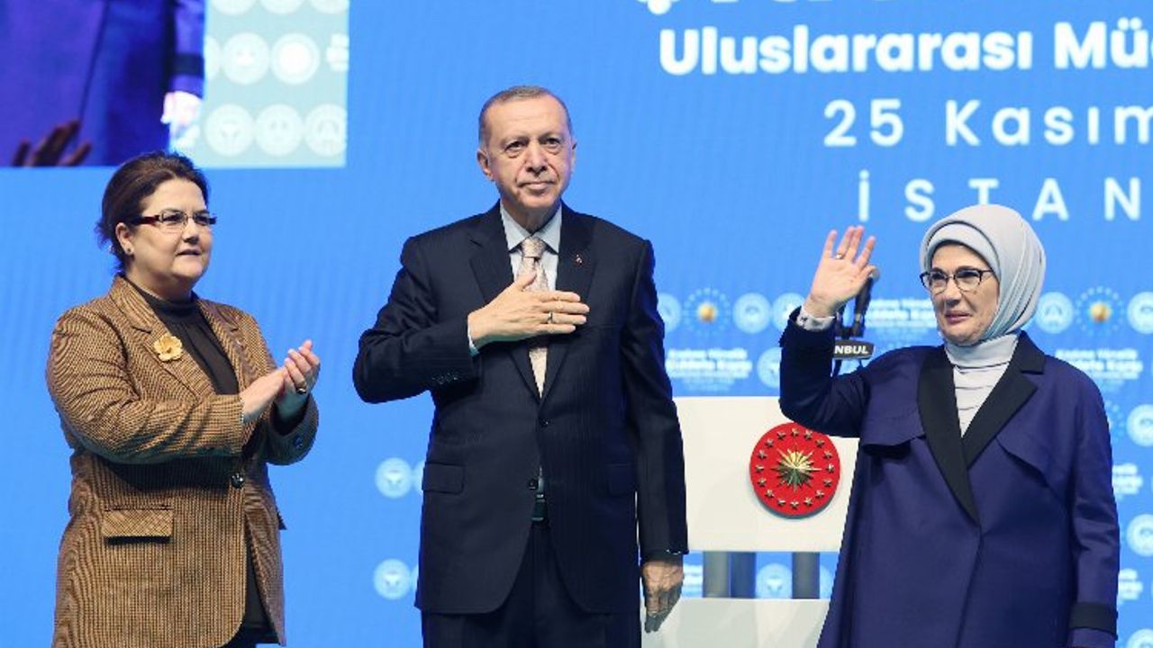Cumhurbaşkanı Erdoğan: Toplumsal hayatın temel direği kadındır