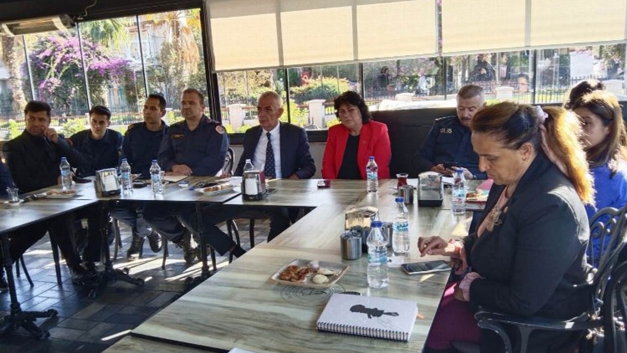 Muğla Marmaris Kaymakamı Aksoy'dan 'Halk Günü' buluşmaları