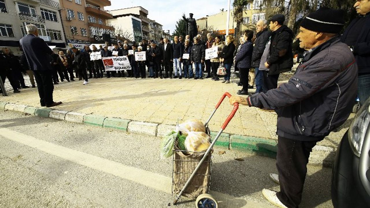 Bursa Yenişehir'de çiftçinin emeklilik sorununa çözüm çağrısı