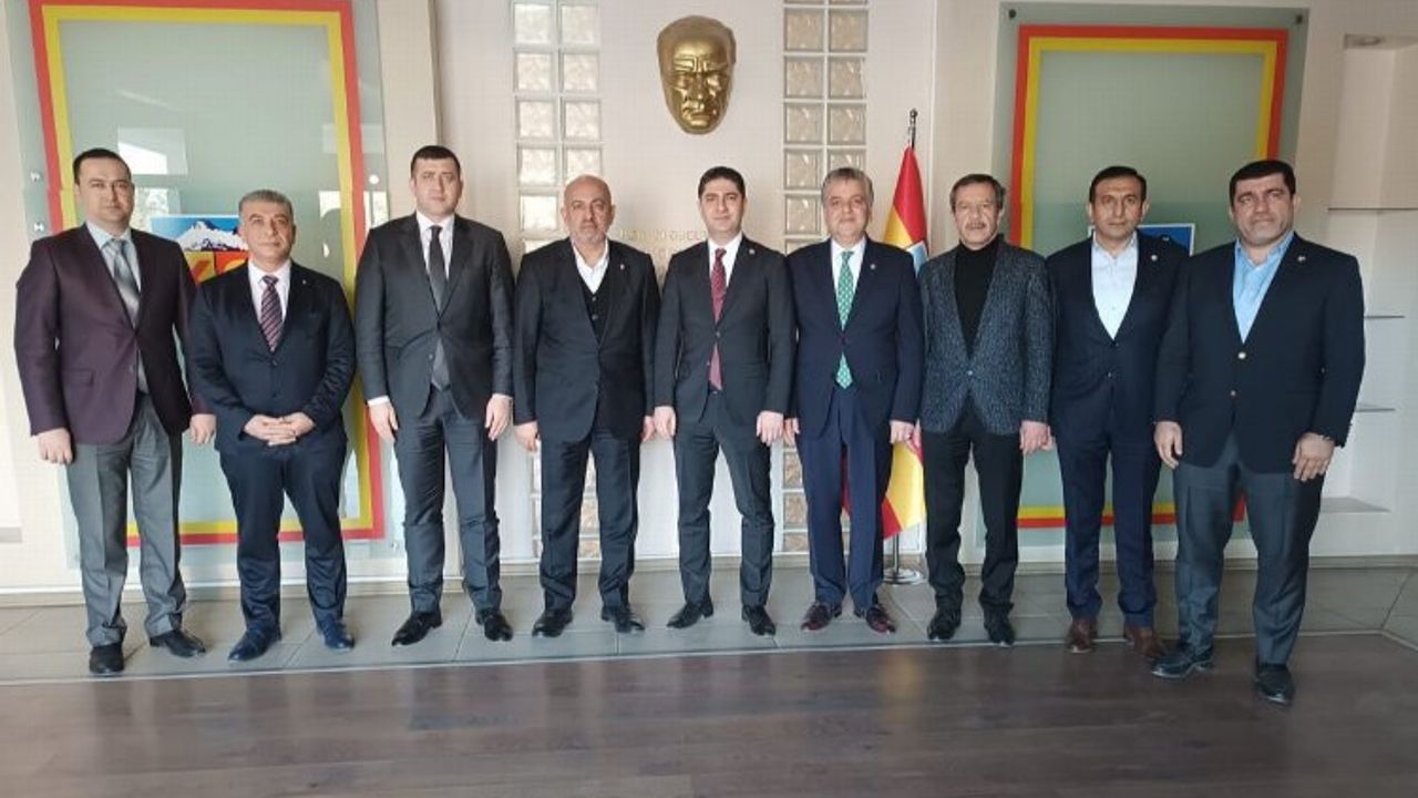 MHP'den Kayserispor'a ziyaret