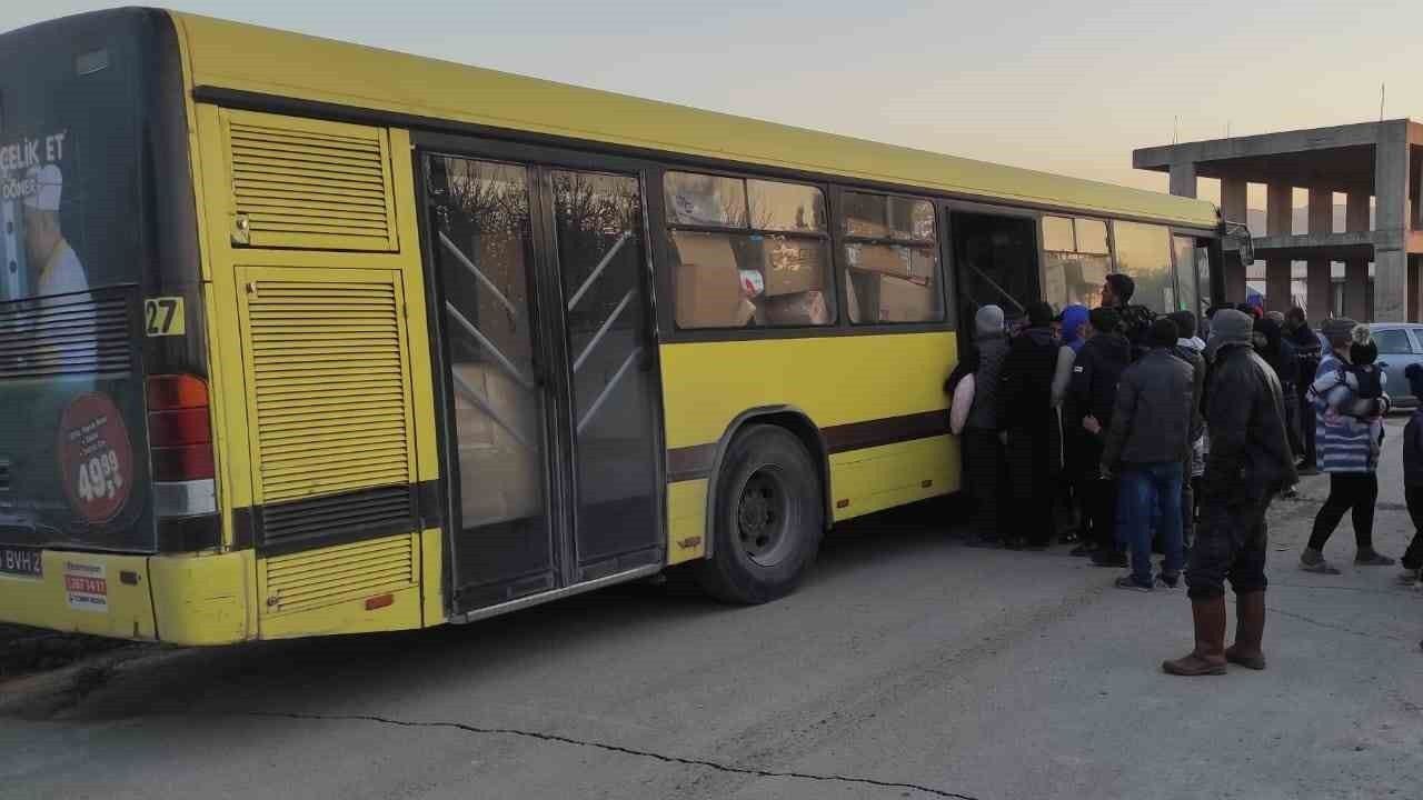 Sarı otobüslerle umuda yolculuk