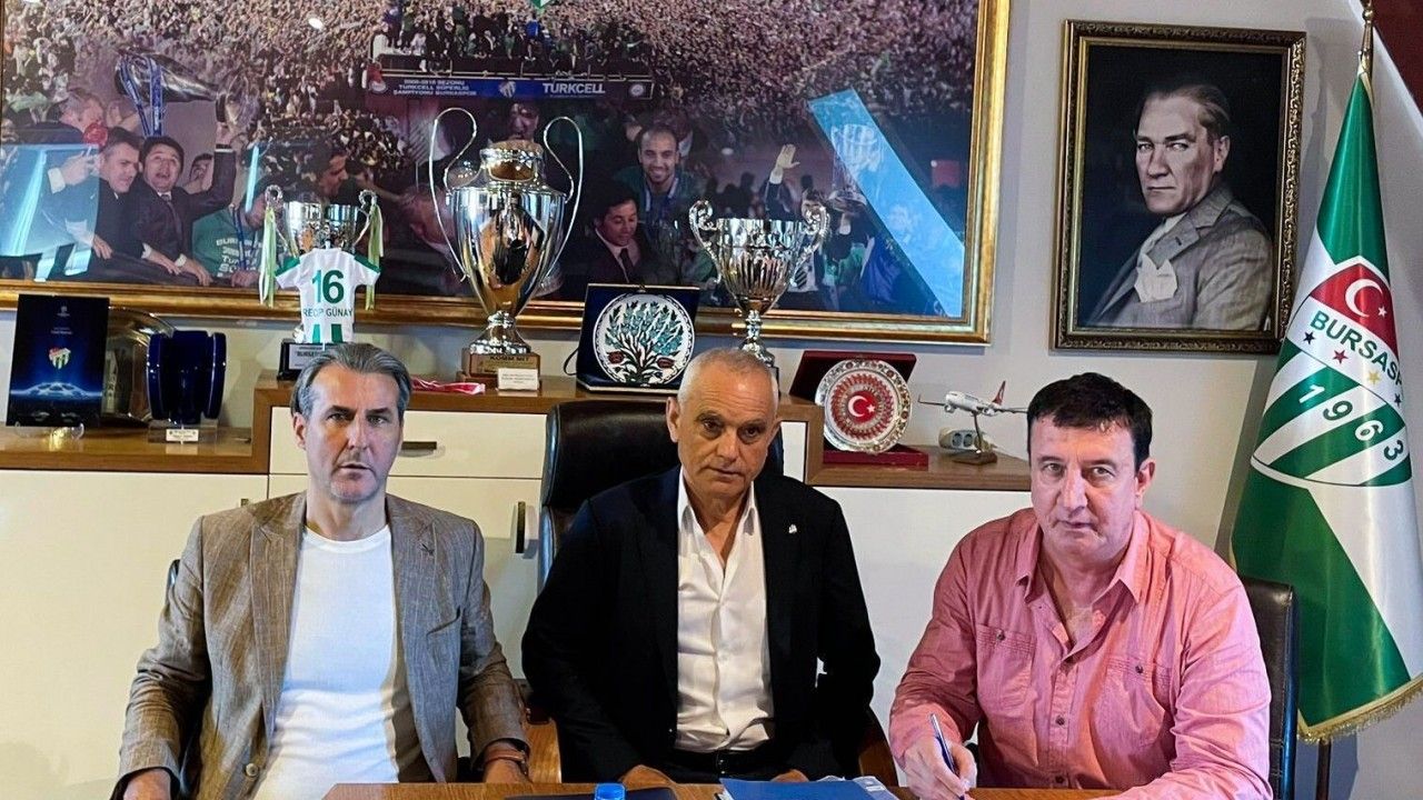 Bursaspor’un yeni teknik direktörü Yalçın Gündüz oldu!