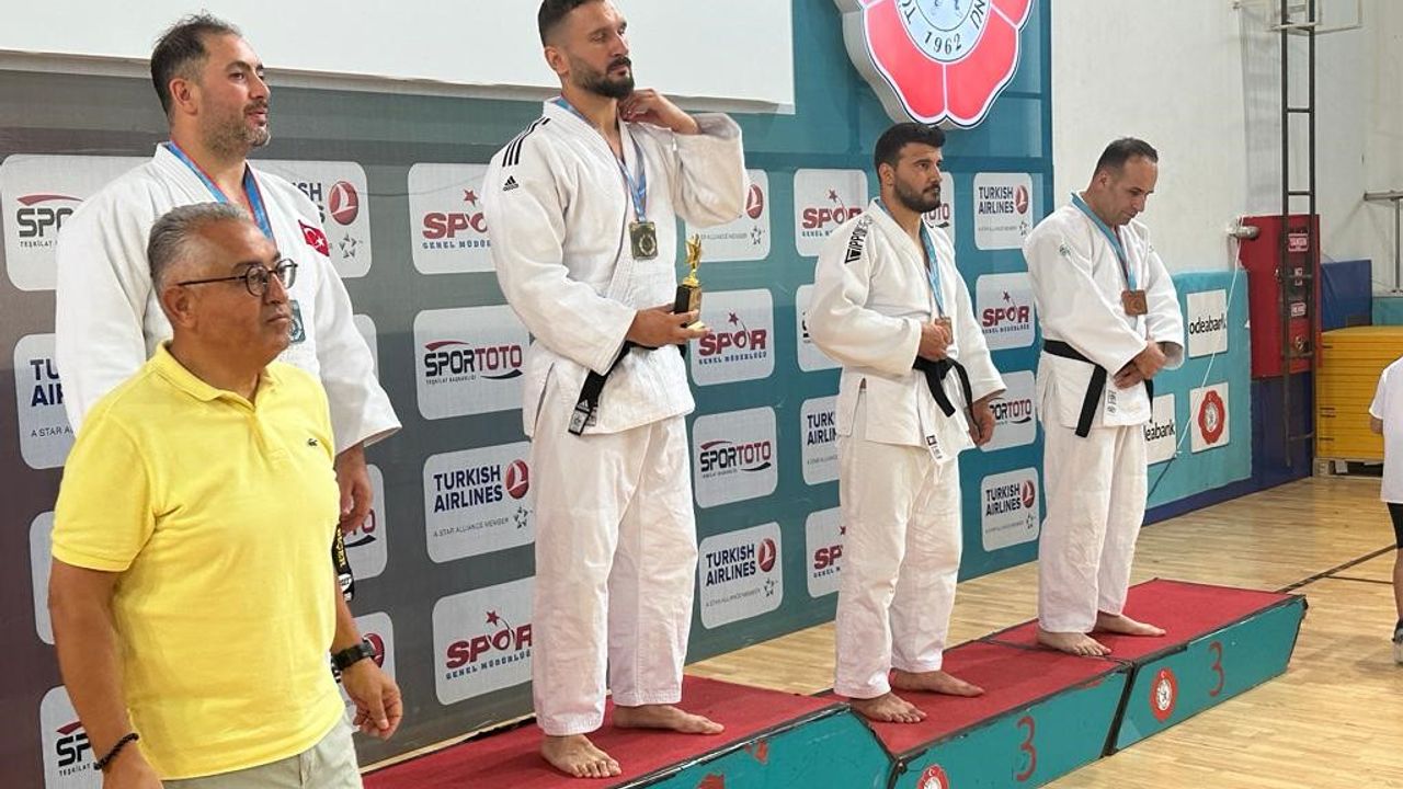 Nilüferli milli judocu Türkiye şampiyonu oldu!