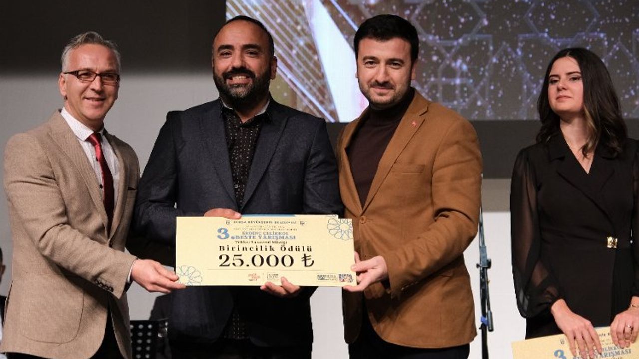 Mevlana şiirlerinden Bursa'da besteler yarıştı