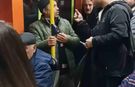 Metroda müzik çalan gençler ile vatandaşlar arasında tartışma çıktı