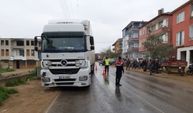 Bursa’da TIR dehşeti...2 kişinin yaralandığı anlar kamerada