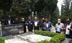 Bursaspor’un yeni yönetimi Yazıcı’nın kabrini ziyaret etti