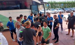 Bursaspor’un gençleri A takımı Afyon’da ziyaret etti