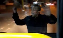 Bursa’da bıçaklı saldırgan halk otobüsünün camını kırdı