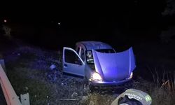 Bursa'da hafif ticari araç şarampole yuvarlandı! Kazada 3 kişi yaralandı