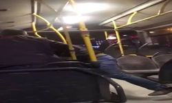 Bursa'da otobüs şoförü ile otomobil sürücüsü birbirine girdi