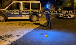 Sağlık Müdürü Derya Deniz, evine giren hırsız tarafından silahla vurularak yaralandı
