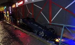 Bursa’da otomobil yan yola uçtu: 1 ölü, 1 yaralı