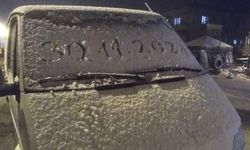 Keles'de kar yağışı, şiddetini arttırarak devam ediyor