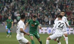 Bursaspor-Manisa FK : Maçın ilk yarısı 0-0’lık eşitlikle tamamlandı