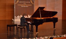 Piyanonun yıldızları Bursa’da sahne aldı