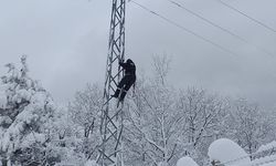 Şiddetli kar yağışı UEDAŞ ekiplerine zorlu anlar yaşattı!