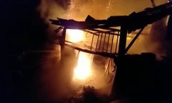 İznik'te depo yangını