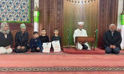 Bursa’da İslam Dininden etkilenen Moldovyalı aile Müslüman oldu