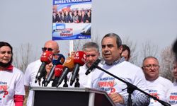 CHP İl Örgütü, bitmek bilmeyen Yüksek Hızlı Tren'i protesto etti