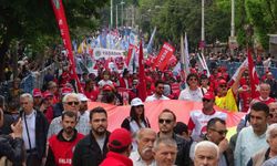 Bursalı işçiler 1 Mayıs'ı kutladı