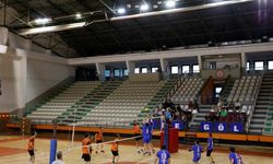 İnegöl'de kurumlar arası voleybol turnuvası heyecanı