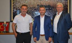 Bursaspor’un yeni teknik adamı Tahsin Tam, Sportif Direktörü İsmail Ertekin oldu