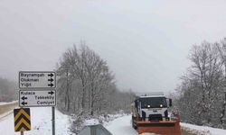 İnegöl’de karla kaplanan yollara anında müdahale