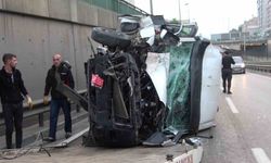 Bursa’da kaza, ticari minibüs devrildi: 1 yaralı