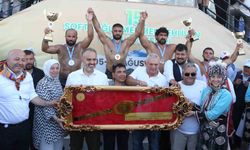 Bursa Büyükşehir Belediyesporlu güreşçiler 12 madalya kazandı!