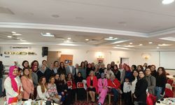 Bursa Meslekte Dayanışma ve Birlik Grubu’ndan kadınlar gününe anlamlı kutlama