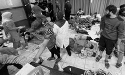 İsrail, hastanede sivillere ateş açtı