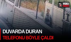 Duvarda duran telefonu böyle çaldı